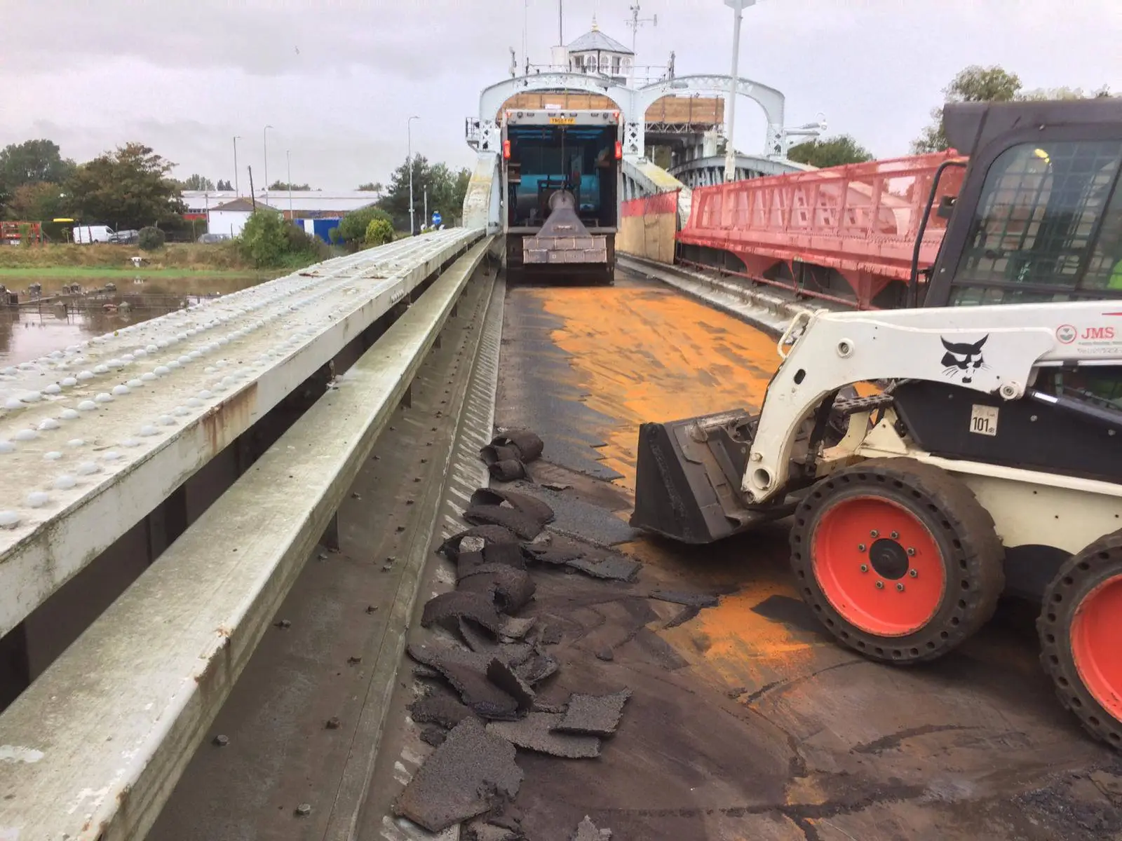 Bridge-deck-surfacing